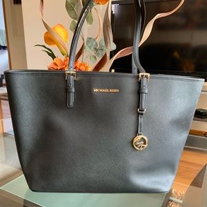 Michael Kors Tote